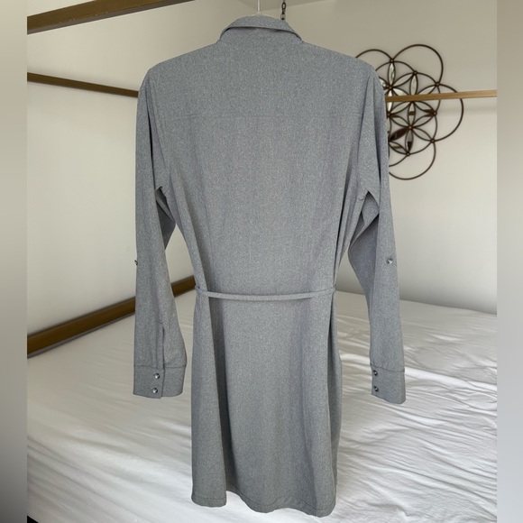 Eddie Bauer Grey Dri-Fit Athletic Dress L Tie Waist Travel Sporty Tenniscore - Picture 2 of 3